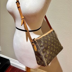 Louis Vuitton Vintage Monogram Canvas 'Tuileries' Messenger/Shoulder Bag